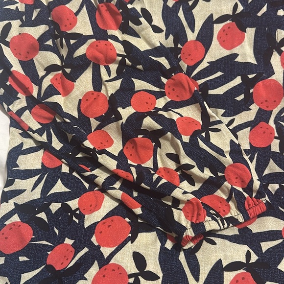 Nic & Zoe - Blue, Beige, and Coral Patterned V Neck L/S Blouse - Medium - Picture 3 of 5